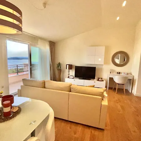 Apartman View
