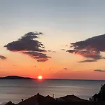 Διαμέρισμα View *